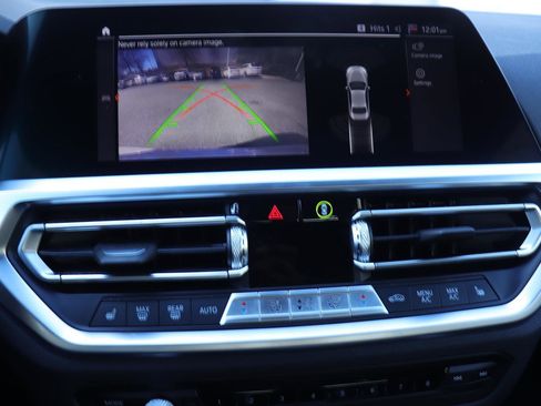 Used 2022 BMW 230i Coupe w/ Premium Package image 28