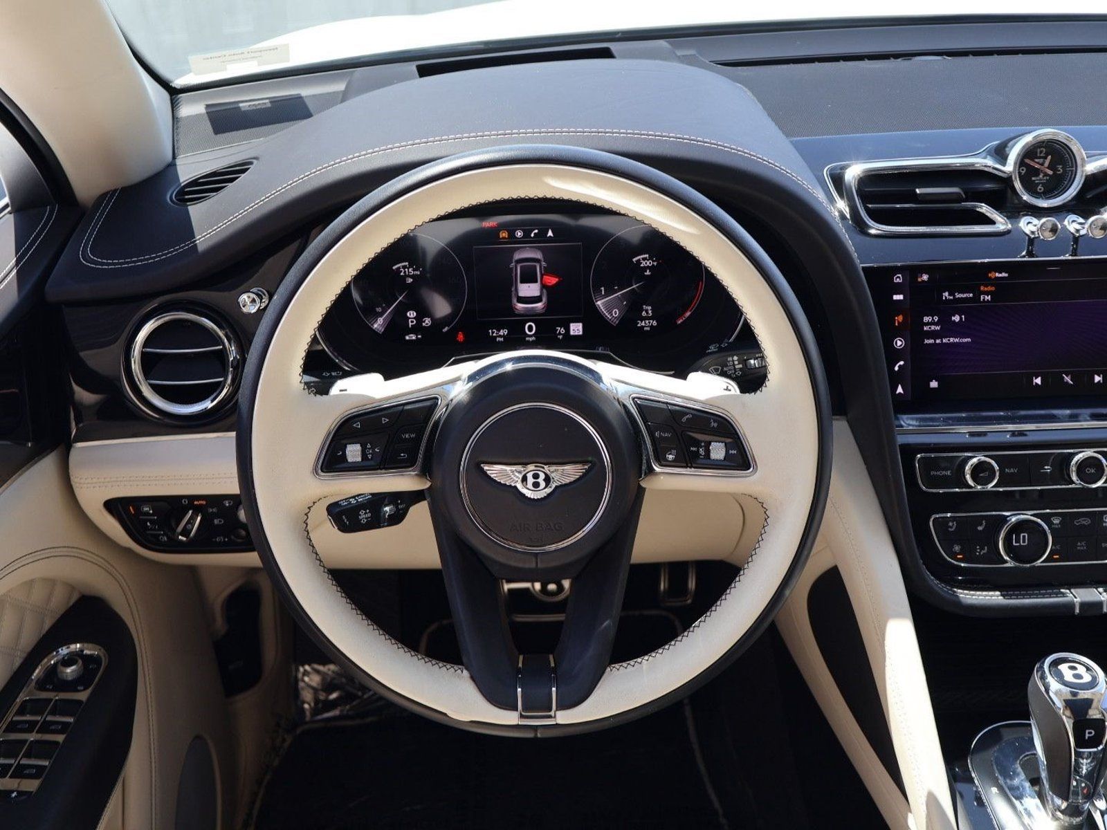 Certified 2023 Bentley Bentayga AWD/4WD image 16