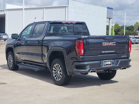 Used 2023 GMC Sierra 1500 AT4 w/ AT4 Premium Package AWD/4WD image 5