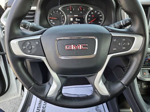 Used 2023 GMC Acadia SLT image 24