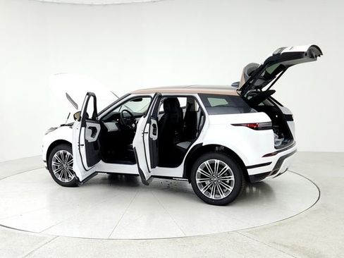 New 2025 Land Rover Range Rover Evoque Dynamic SE image 12