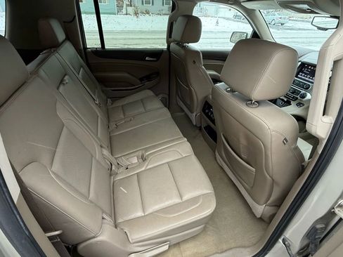 Used 2016 GMC Yukon XL SLT image 31