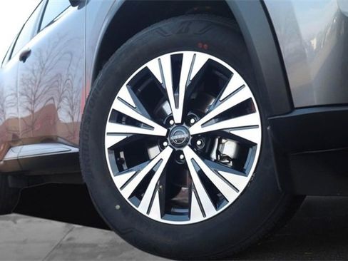 Certified 2023 Nissan Rogue SV w/ SV Premium B Package image 3