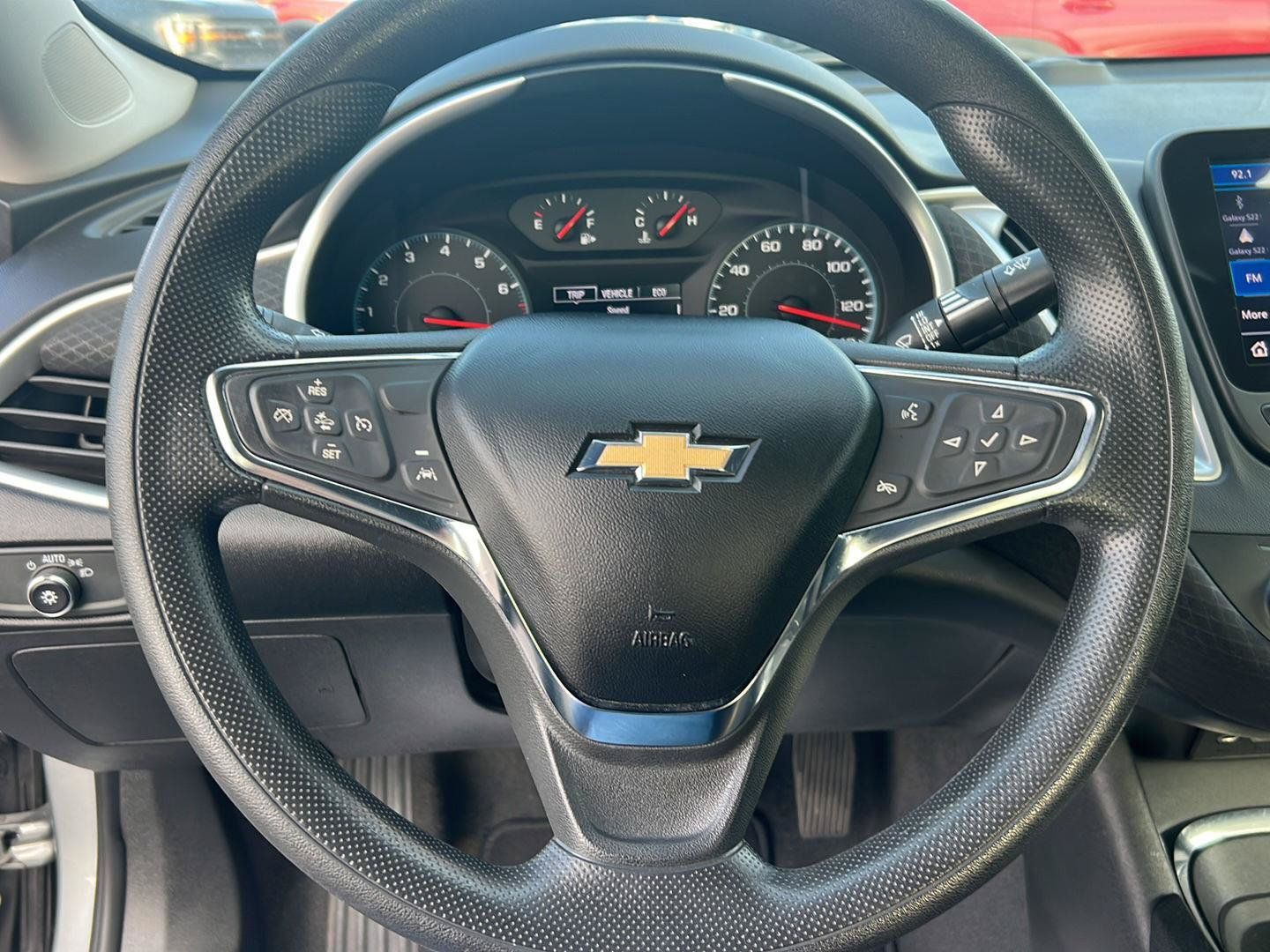 Used 2023 Chevrolet Malibu LT FWD image 12