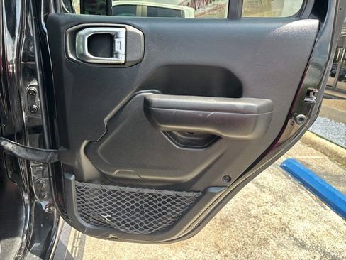 Used 2021 Jeep Gladiator Mojave w/ LED Lighting Group AWD/4WD image 49