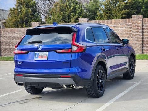 Certified 2025 Honda CR-V Sport image 6