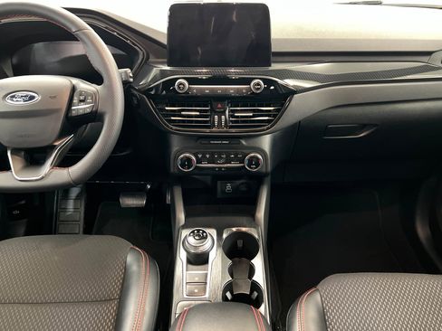 Used 2025 Ford Escape ST-Line image 14