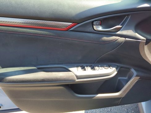 Used 2019 Honda Civic Type R image 22