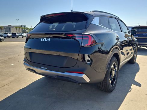 New 2026 Kia Sportage EX FWD image 8