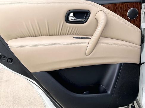 Used 2017 Nissan Armada SL w/ Moonroof Package image 21