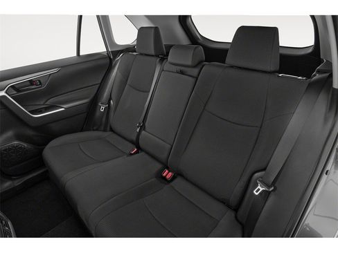 Used 2024 Toyota RAV4 LE image 8