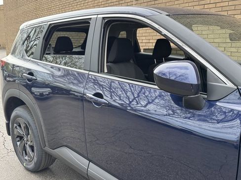 New 2026 Nissan Rogue SV AWD/4WD image 5