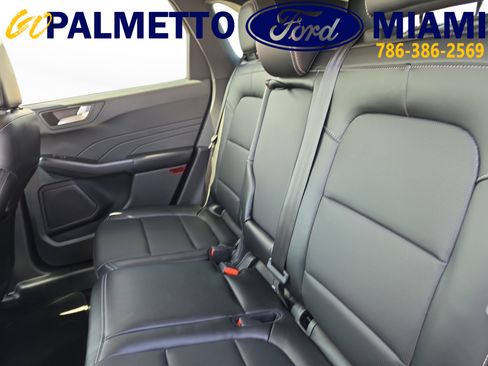 Used 2024 Ford Escape Platinum AWD/4WD image 11
