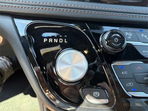 Used 2024 Chrysler Pacifica Pinnacle image 29