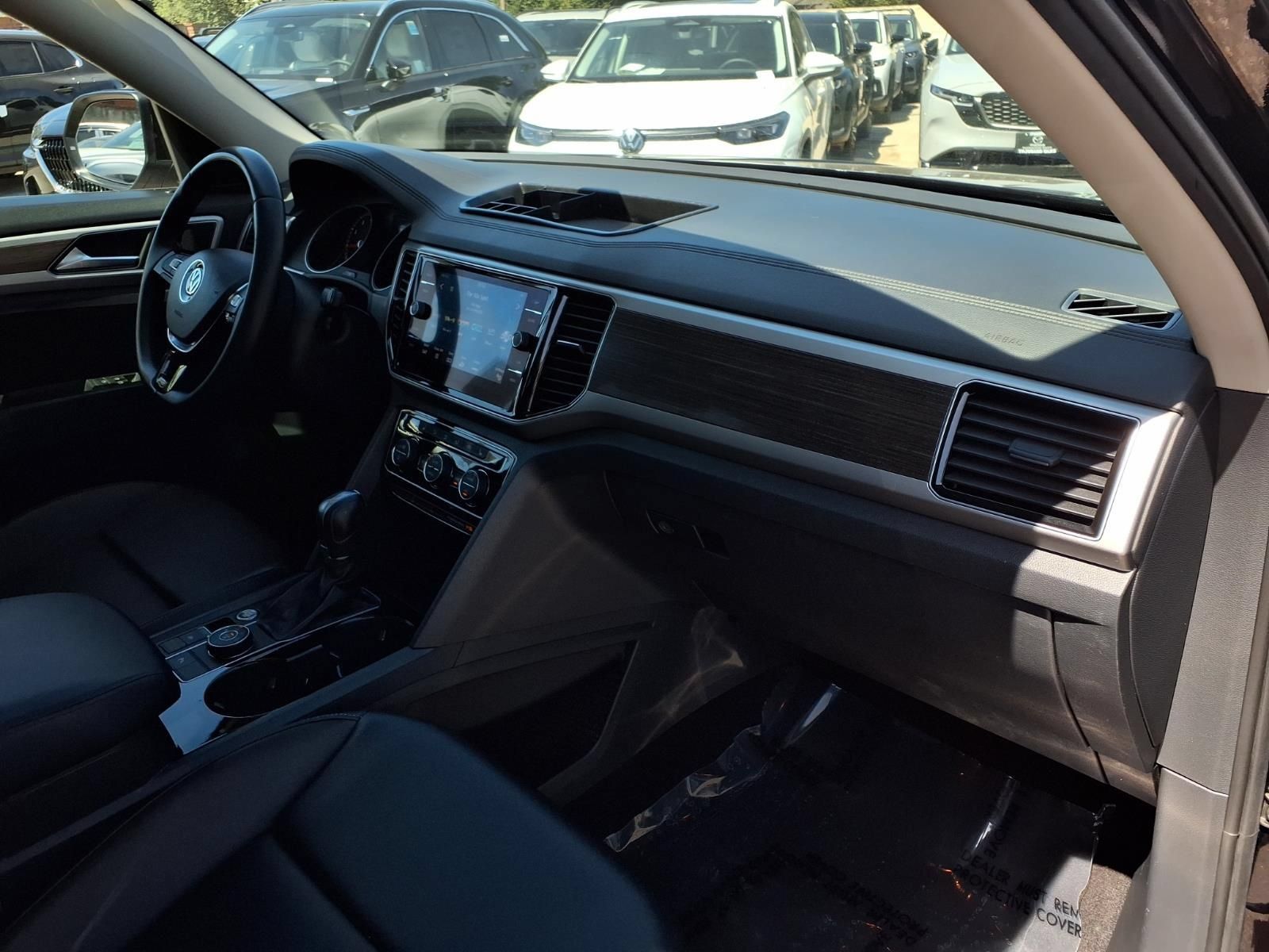 Used 2018 Volkswagen Atlas SEL AWD/4WD image 24