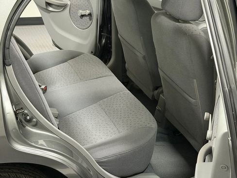 Used 2004 Kia Rio Sedan image 10