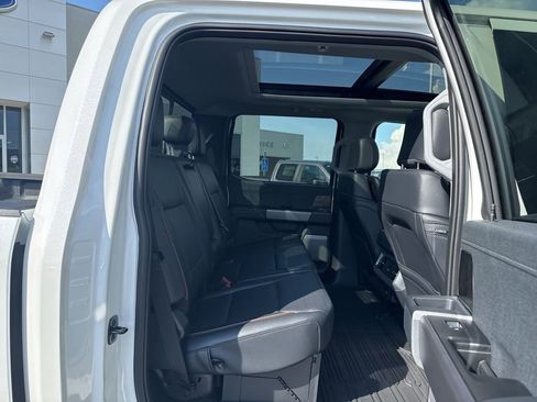 New 2025 Ford F250 Lariat w/ Lariat Ultimate Package image 18