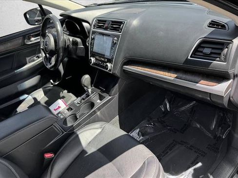 Used 2018 Subaru Outback 3.6R Limited AWD/4WD image 21