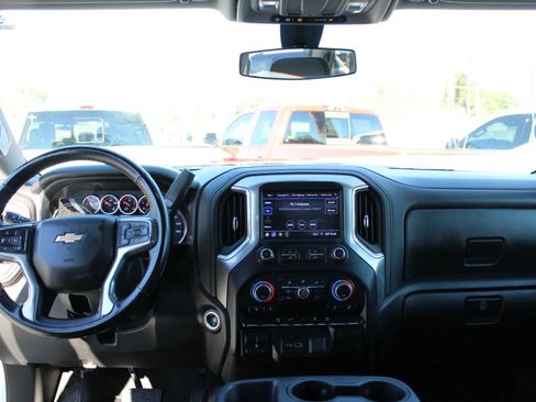 Used 2023 Chevrolet Silverado 2500 LT w/ Convenience Package image 18