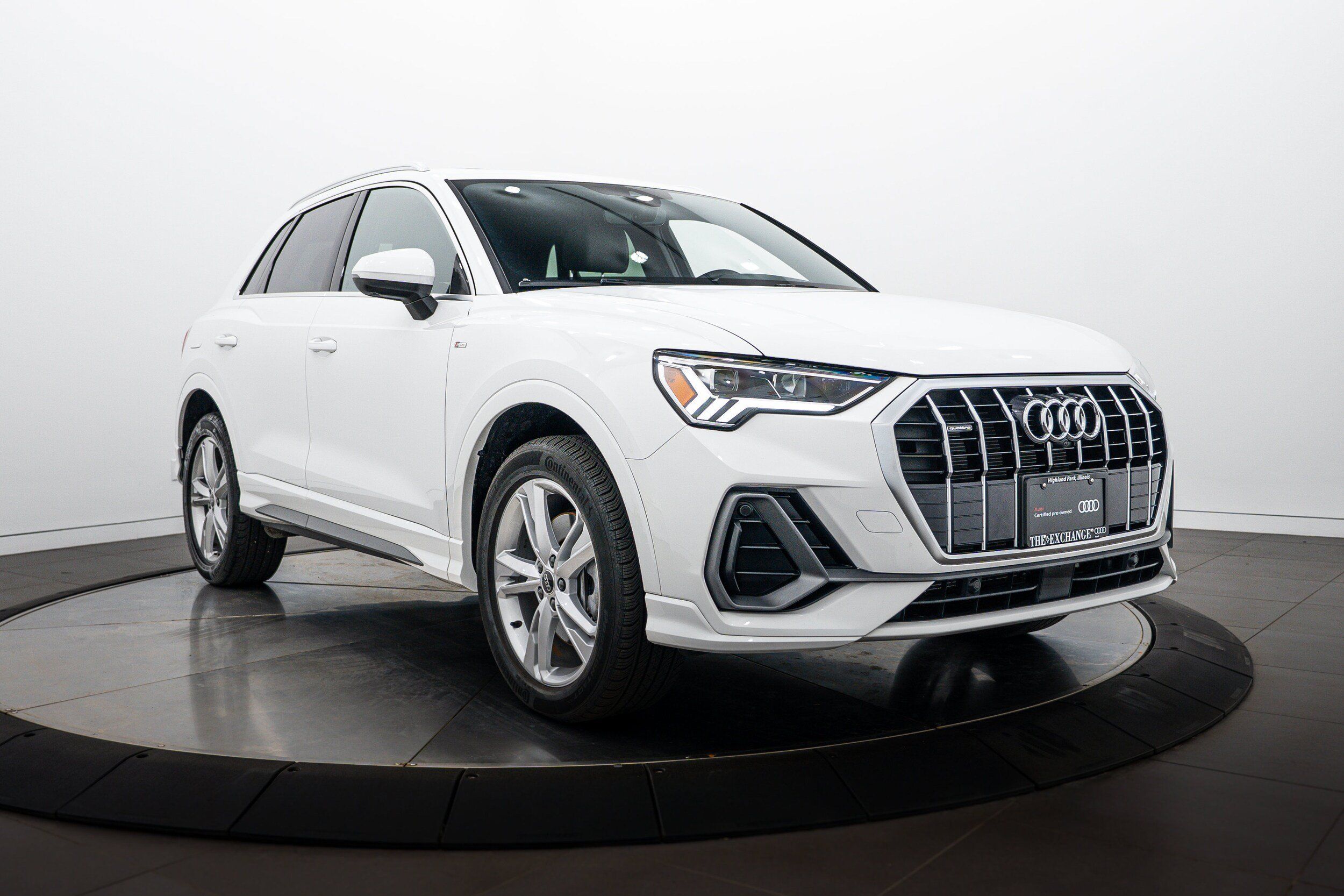 Certified 2023 Audi Q3 2.0T Premium Plus w/ Premium Plus Package AWD/4WD image 2