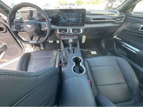 New 2026 Ford Mustang GT Premium w/ GT Performance Package RWD image 8