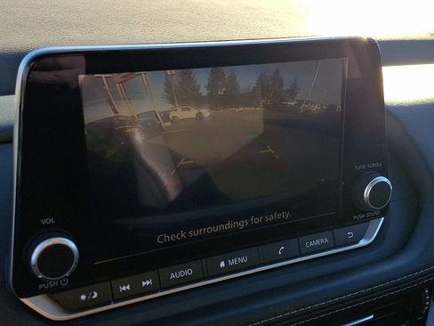 Certified 2023 Nissan Rogue SV w/ SV Premium Package image 18