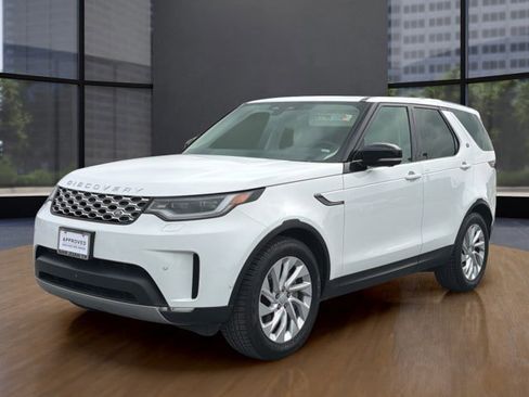 Used 2025 Land Rover Discovery S AWD/4WD image 12