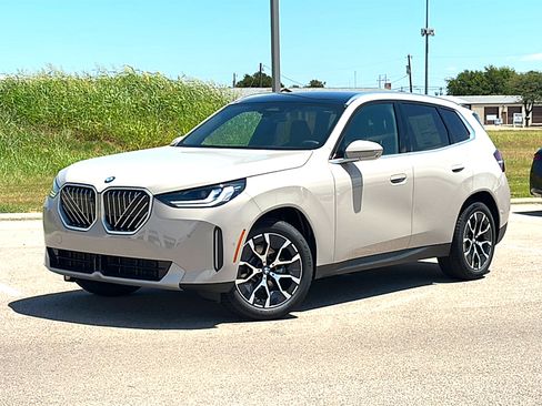 New 2026 BMW X3 xDrive30i w/ Premium Package AWD/4WD image 2