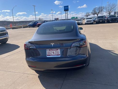 Used 2018 Tesla Model 3 Long Range image 12