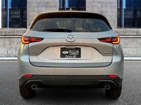 Used 2023 MAZDA CX-5 AWD 2.5 S w/ Premium Package image 4