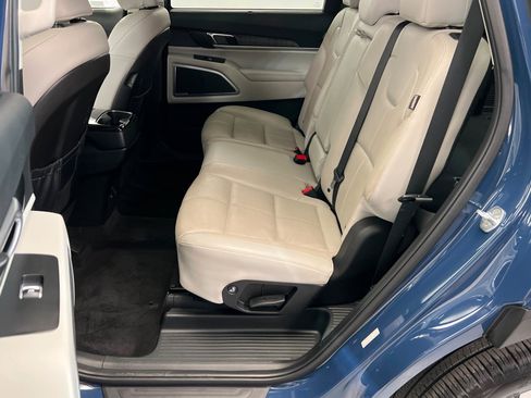 Used 2023 Kia Telluride EX image 22