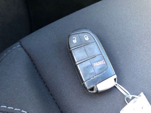 Used 2018 Dodge Challenger SXT w/ Blacktop Package image 26