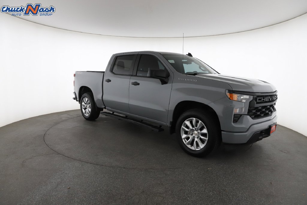 Used 2024 Chevrolet Silverado 1500 Custom AWD/4WD image 2