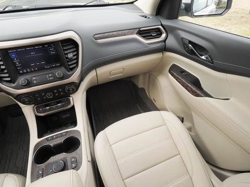 Used 2023 GMC Acadia Denali w/ Denali Ultimate Package image 16