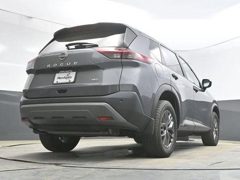 Used 2023 Nissan Rogue S AWD/4WD image 35