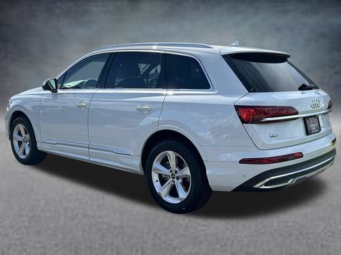 Used 2023 Audi Q7 3.0T Premium w/ Convenience Package AWD/4WD image 3