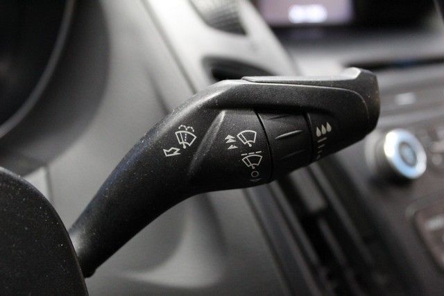 Used 2016 Ford Focus SE w/ SE Winter Package FWD image 24