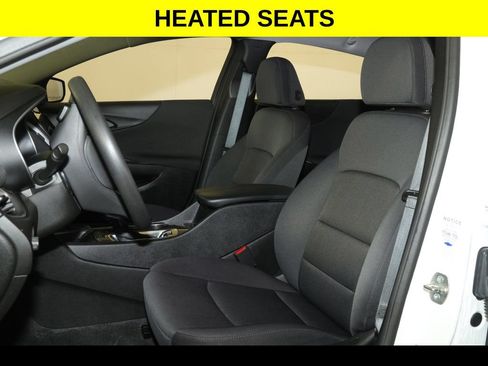 Used 2024 Chevrolet Malibu LT FWD image 3