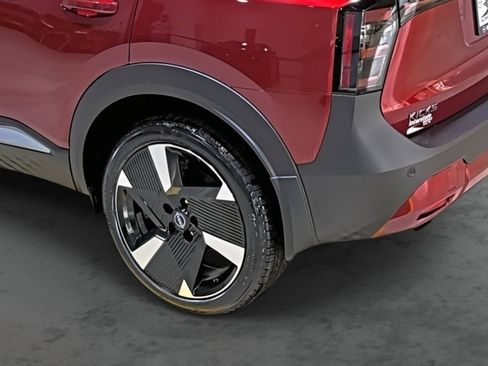 New 2026 Nissan Kicks SR w/ Cold Weather Package image 9