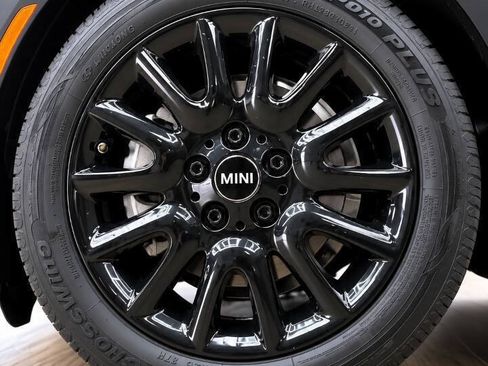 Used 2018 MINI Cooper 2-Door Hardtop FWD image 19