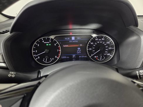 Used 2024 Nissan Altima 2.5 SV w/ SV Premium Package FWD image 16