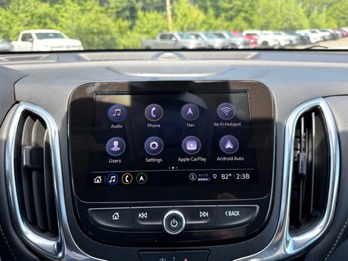 Certified 2022 Chevrolet Equinox Premier AWD/4WD image 35