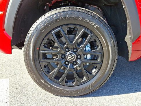 New 2025 Toyota Tundra Limited image 18