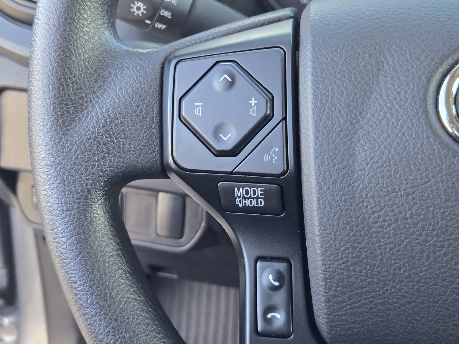 Used 2021 Toyota Tacoma SR w/ SR Convenience Package RWD image 23