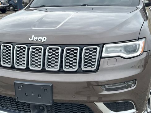 Used 2018 Jeep Grand Cherokee Summit w/ Platinum Series Group image 11