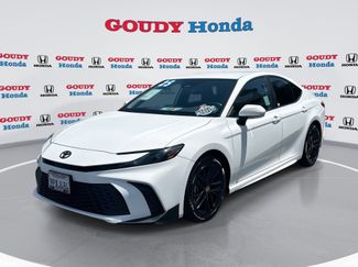 Used 2025 Toyota Camry SE w/ Convenience Package FWD video 1