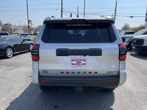 Used 2026 Toyota 4Runner TRD Off-Road Premium AWD/4WD image 5