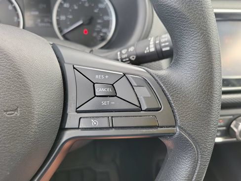 Used 2024 Nissan Kicks S FWD image 31