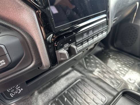 Used 2025 RAM 3500 Tradesman AWD/4WD image 23