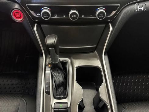 Used 2018 Honda Accord LX image 48